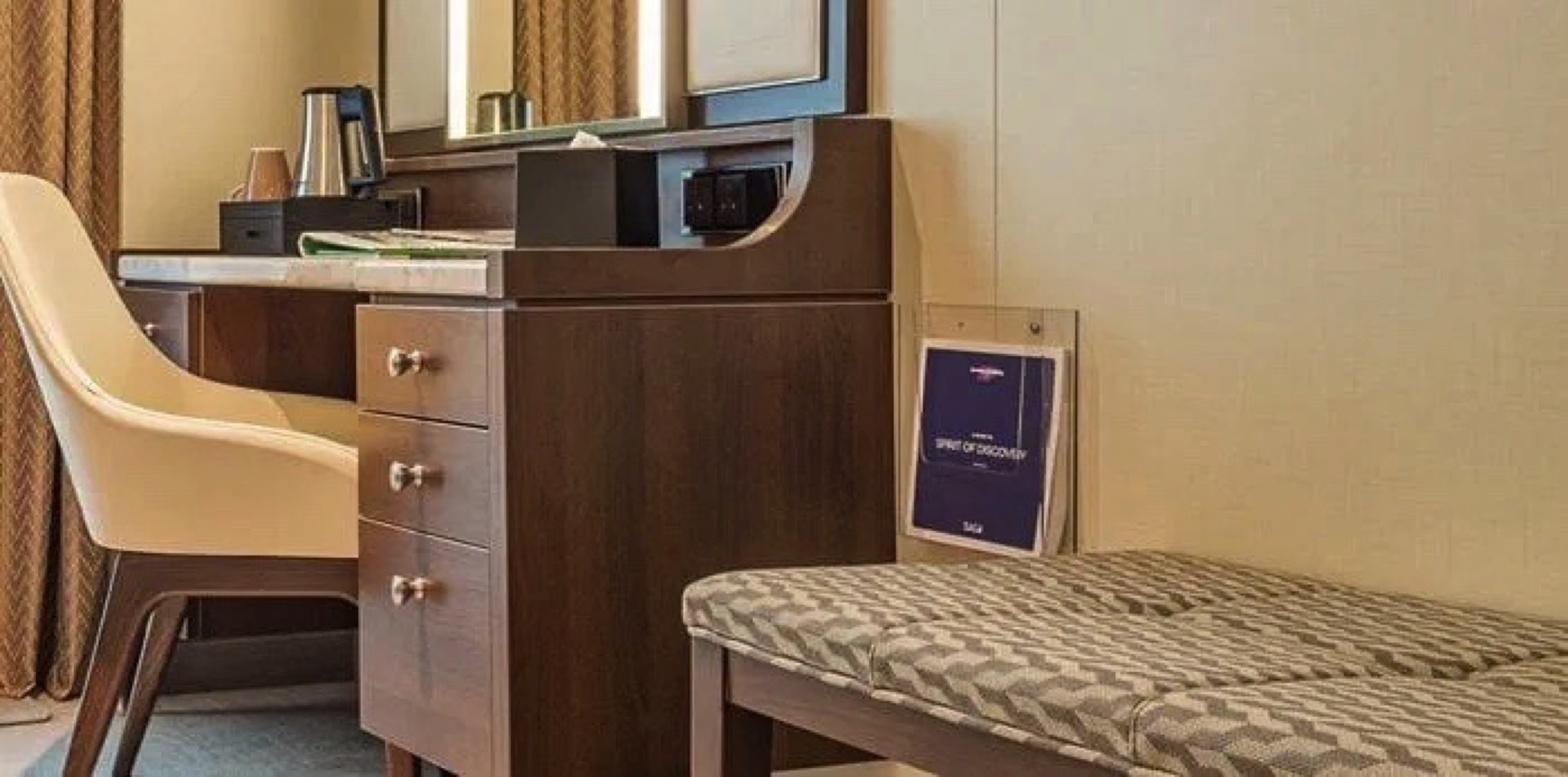 Twin Deluxe with Balcony